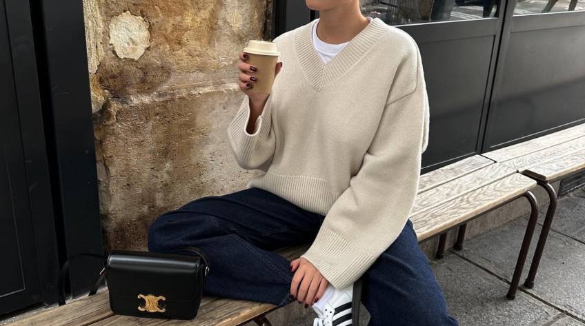 The 5 looks spotted on Instagram to adopt the V-neck sweater with style this winter!